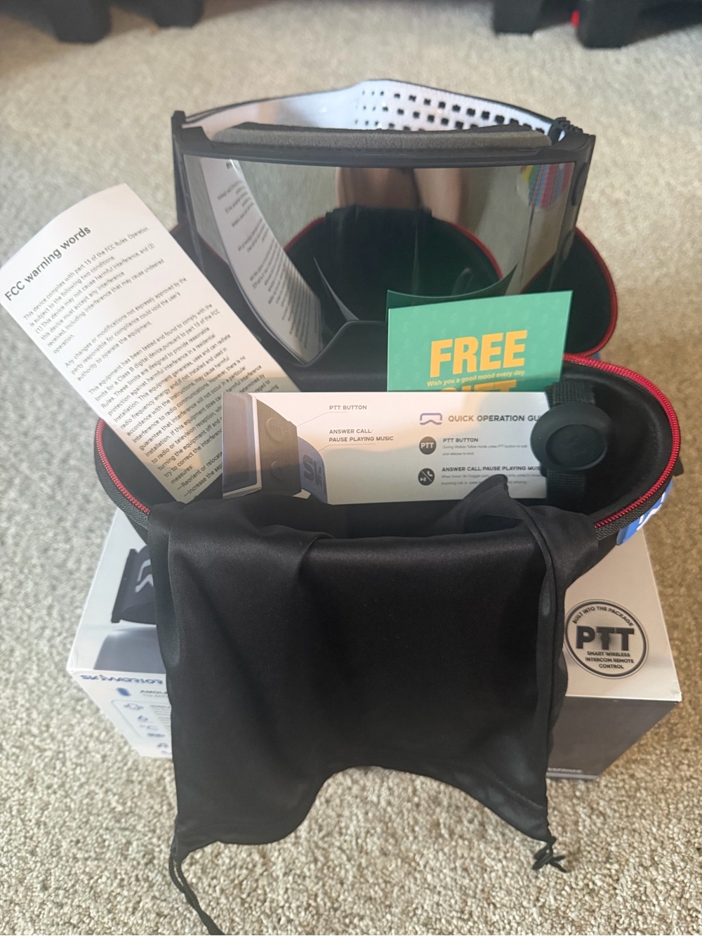 Smart Wireless Audio Ski Goggles — Black/Gray